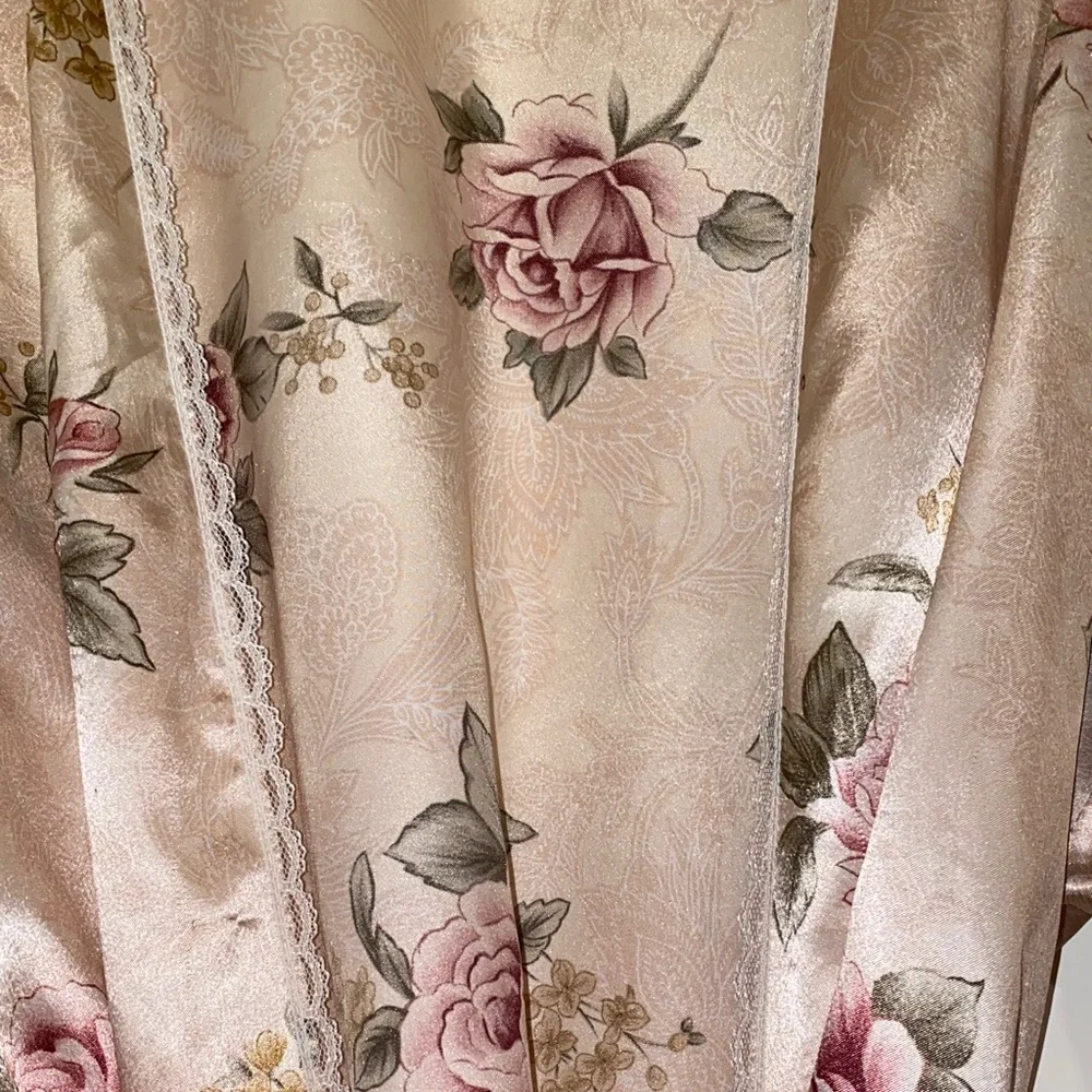 Floral Robe - Pink - Picture 8 of 8